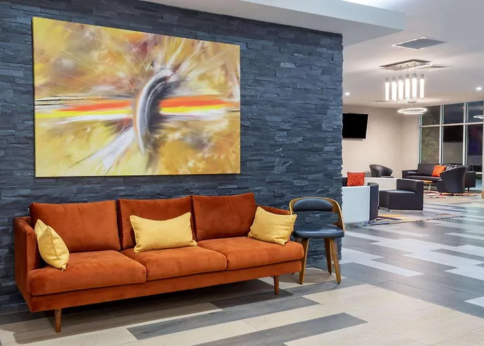 Baymont By Wyndham Madison
