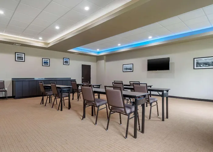 Mainstay Suites Bricktown - Near Medical Center