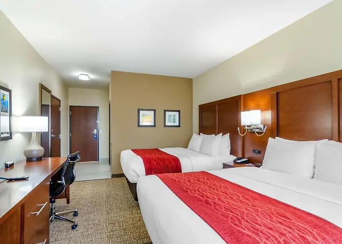 Comfort Inn & Suites Salina North