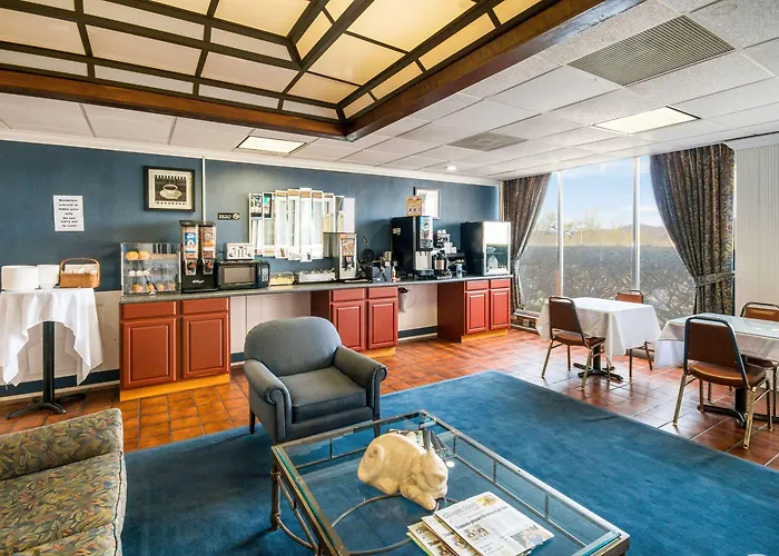 Rodeway Inn And Suites