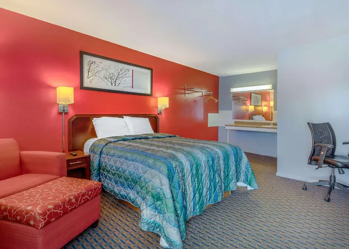 Redwood Inn Saint Robert