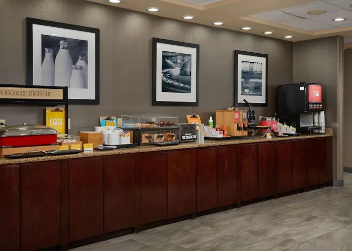 Hampton Inn Eagle Pass