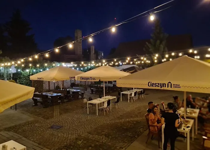 Hotel Zajazd Kultury, Dawniej Pocztowy