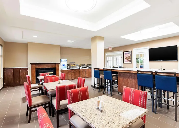 Comfort Inn & Suites Pine Bluff