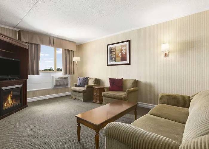 Days Inn By Wyndham Bridgewater Conference Center