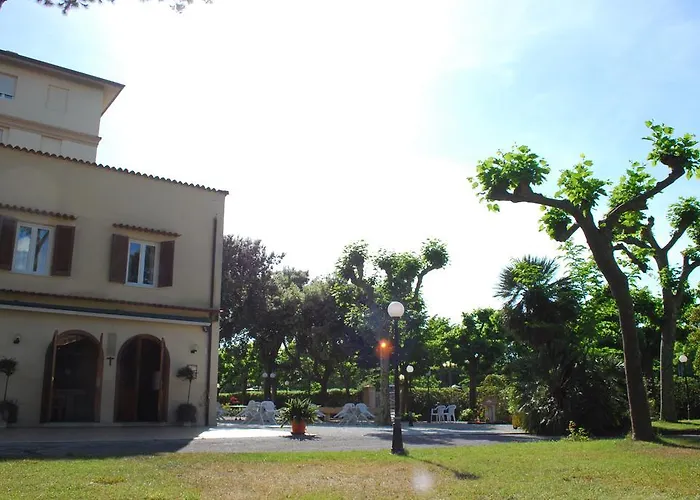 Re Versiliana Hotel