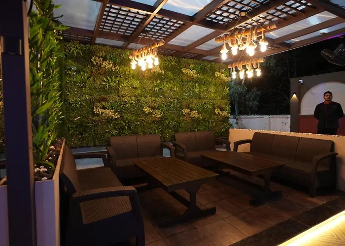 Bajaj'S Karwan Inn