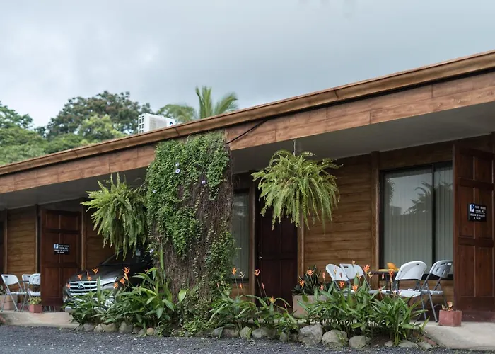 Cabanas Del Rio