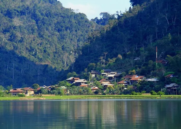Pac Ngoi Village Homestay