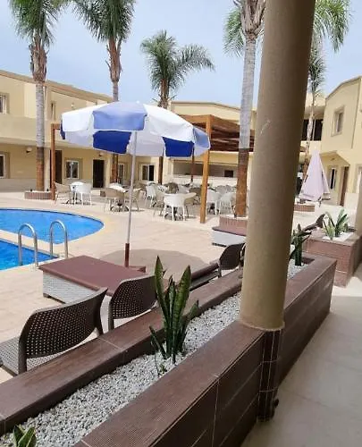 Hotel Beach Club La Perle