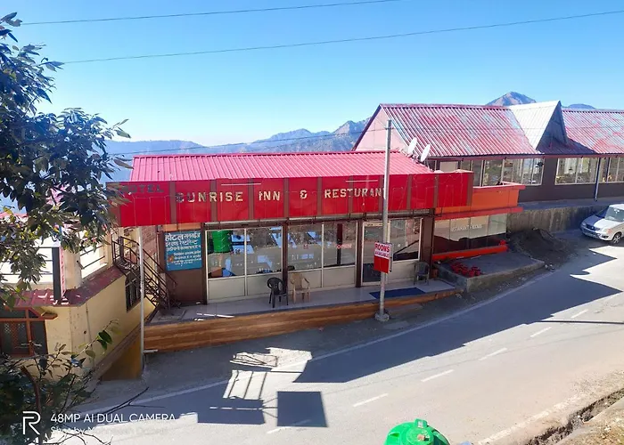 Hotel Sunrise Inn & Restaurant, Kanatal