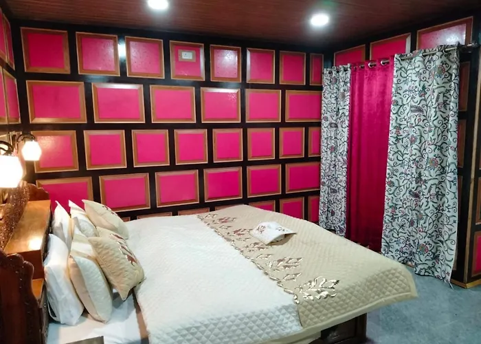 Hotel Mughal India