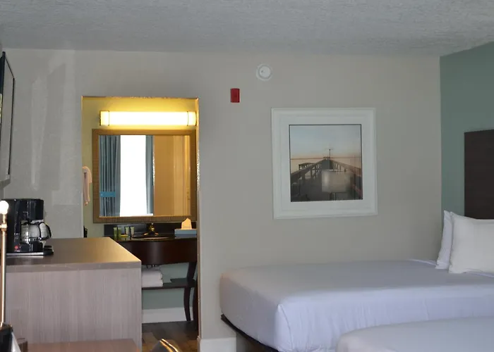 Opal Hotel & Suites (Adults Only)