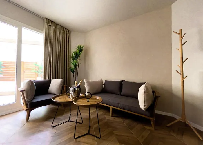 Share Suites Hotel Bat-Yam