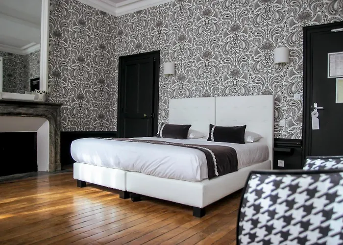 Hôtel Le Petit Périer
