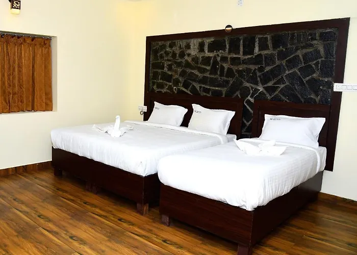 Hotel R Inn Yercaud