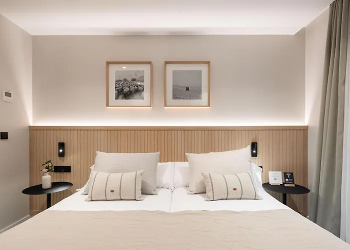 Nirea Hotel