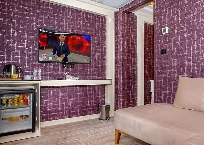 The Lea Hotels & Suite