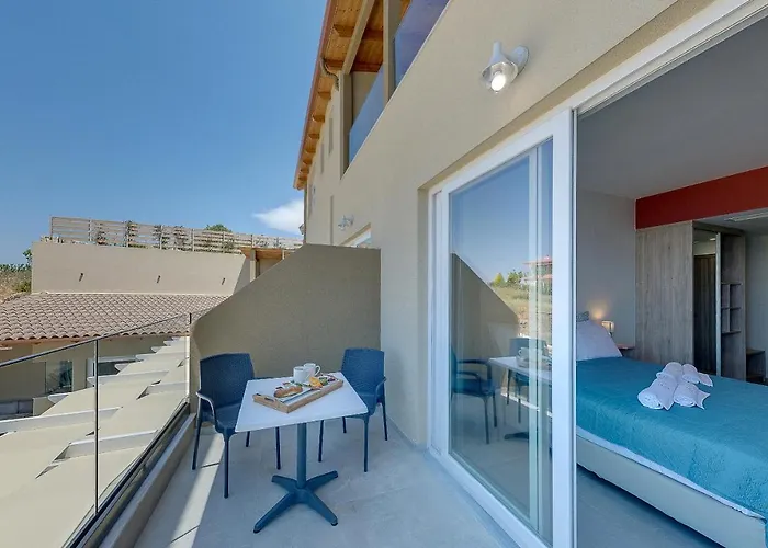 Spiros-Soula Thematic Suites