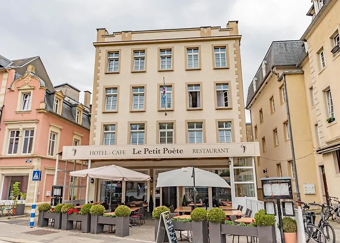 Hotel Le Petit Poete