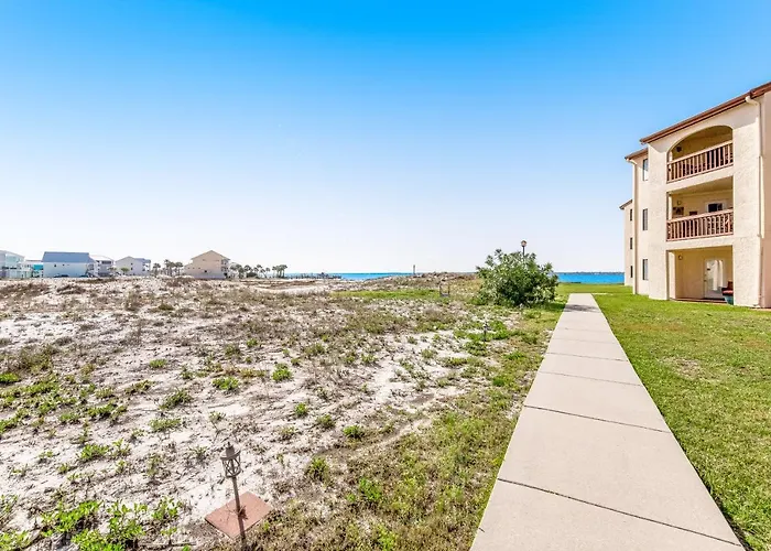 Sunset Harbor Palms 2-108