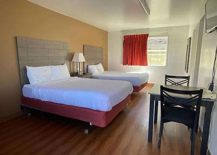 Kalama Hotel