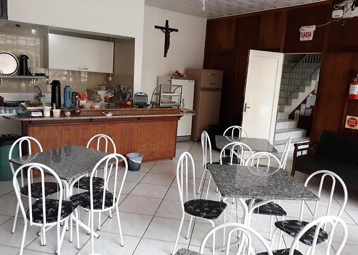 Hotel Pinotti Ltda