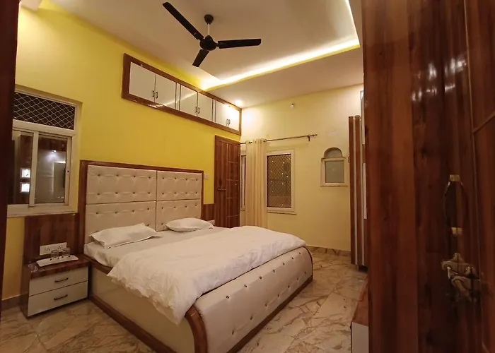 Rajwada Palace