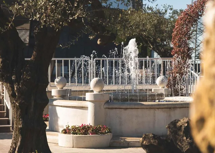 Edra Palace Hotel & Ristorante