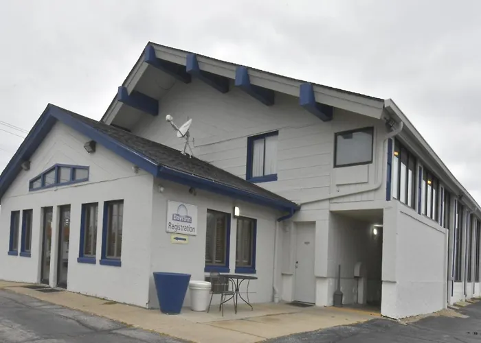 Days Inn By Wyndham West Allis/Milwaukee