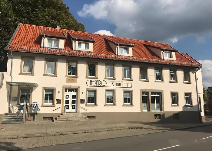 Caesaro Hotel & Pizzeria - 20 Jahre Familienunternehmen