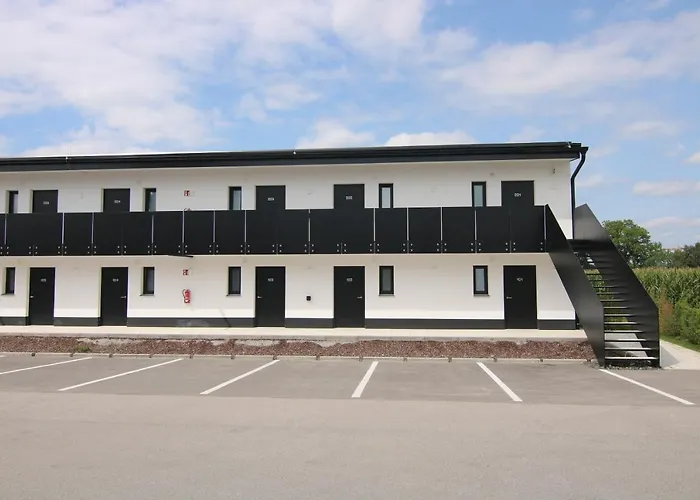 Sh Hotel By Wmm Hotels