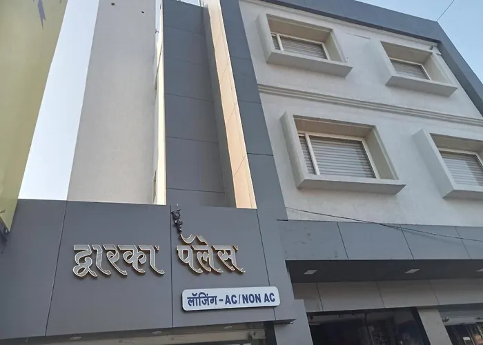Hotel Dwarka Palace