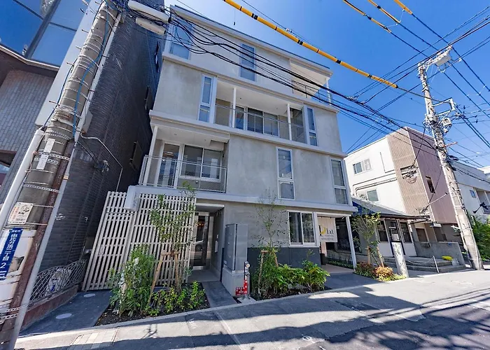 Plat Hostel Keikyu Kamakura Wave