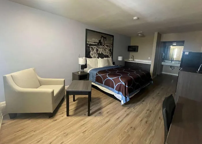 Super 8 By Wyndham Victoria - South - Hwy 59