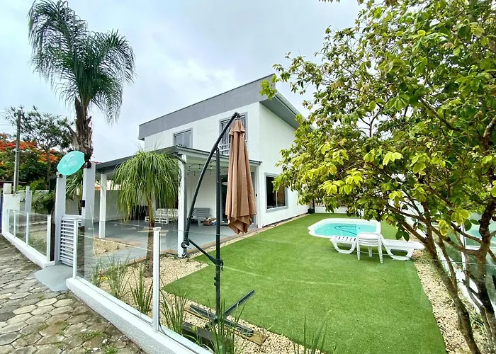 Dona Catarina Hotel