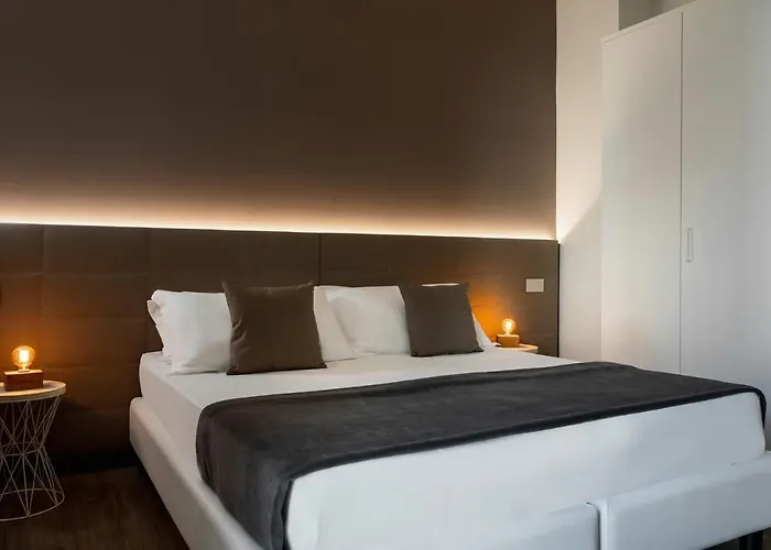Hotel Lux Sh
