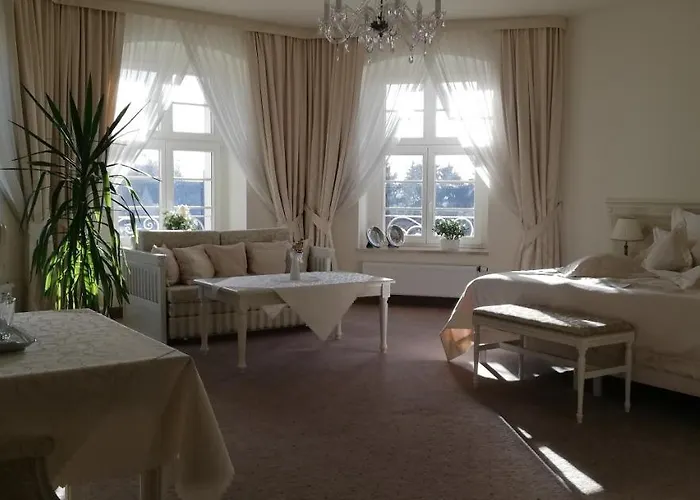 Hotel Spa Akacjowy Dwor