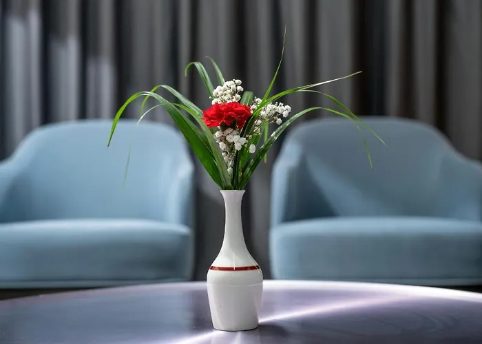 Hotel Holiday International