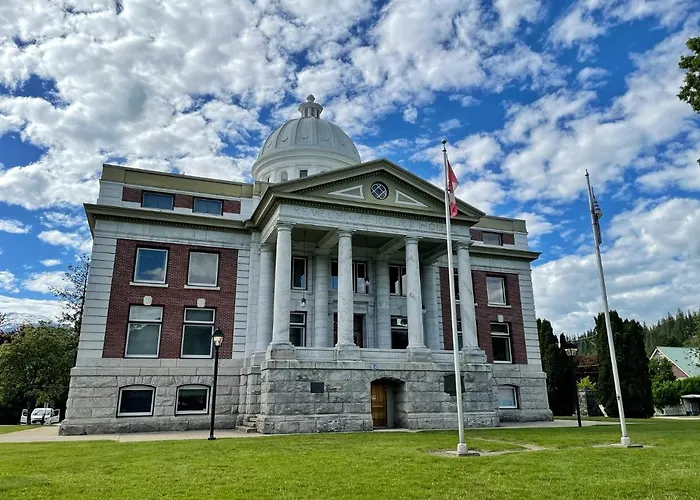 Courthouse Inn Revelstoke