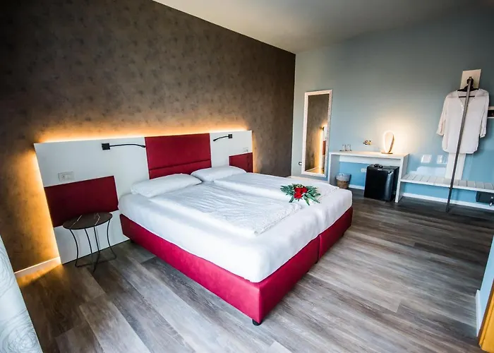 Hotel Eden