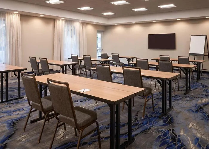 Fairfield By Marriott Inn & Suites West Palm Beach