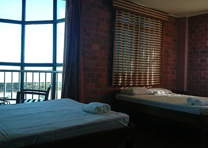 Hotel Paramuru