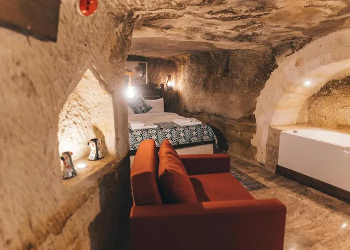 Tale Cave Inn
