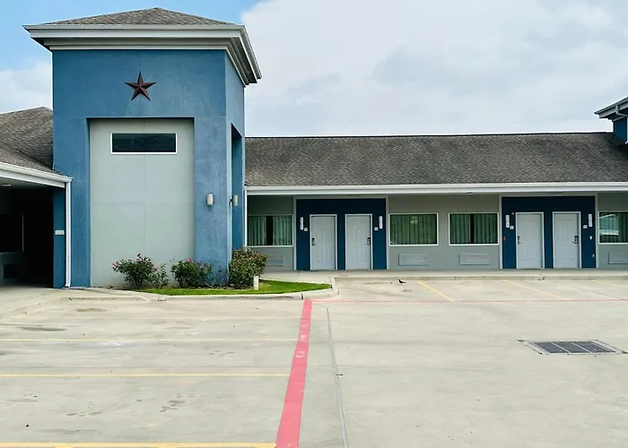 Lonestar Inn