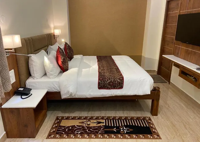 Le Shiv Executive Suite