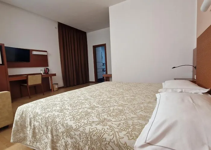 Bella Italia Palace Hotel
