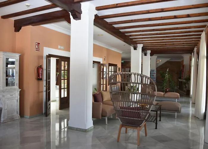 Hotel Dona Lola Zahara