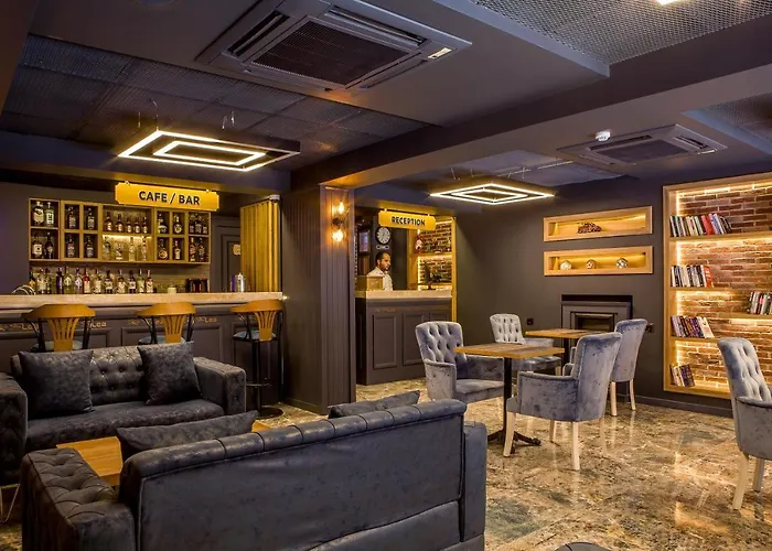 The Lea Hotels & Suite