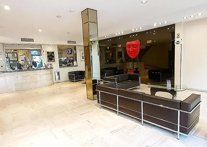Corrientes Plaza Hotel